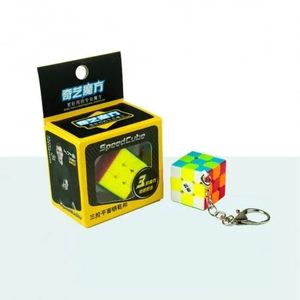CUBO 3X3 KEYCHAIN STICKERLESS
