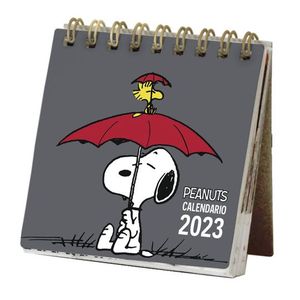 MINI CALENDARIO DE ESCRITORIO SNOOPY 2023