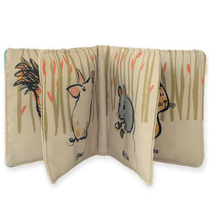 PELOS Y PLUMAS �TOCA! (LIBRO DE TELA)