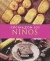 COCINA CON NI�OS (EN LA COCINA)