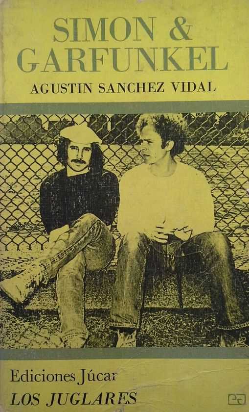 DE VULGARI ZYKLON B MANIFESTANTE