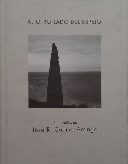 AL OTRO LADO DEL ESPEJO