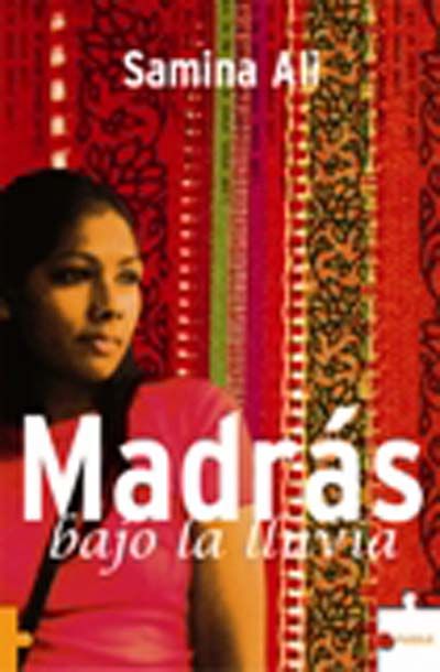 MADR�S BAJO LA LLUVIA