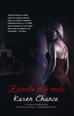 ENVUELTA EN LA NOCHE