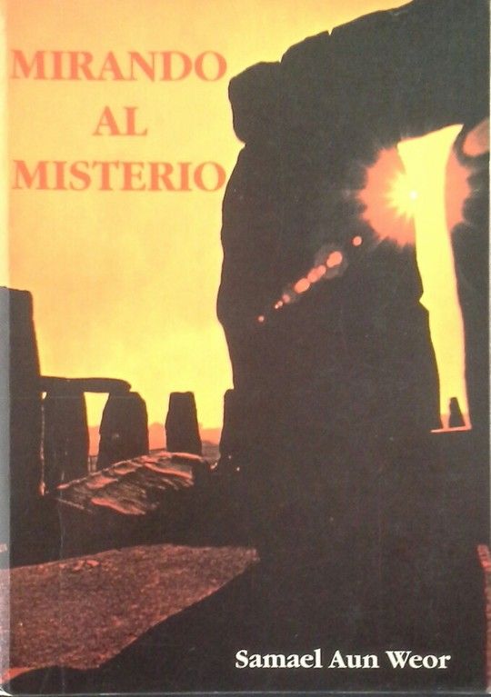 MIRANDO AL MISTERIO