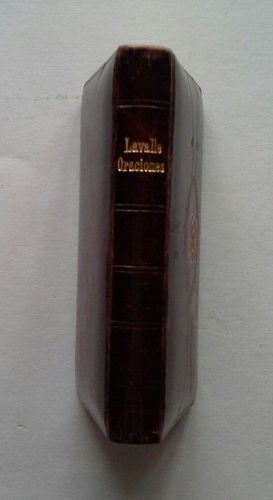 ORACIONES PARA ASISTIR AL SANTO SACRIFICO DE LA MISA Y PARA RECIBR LOS SANTOS SACRAMENTOS DE LA PENITENCIA Y LA SAGRADA COMUNI�N CON LA PR�CTICA PARA 